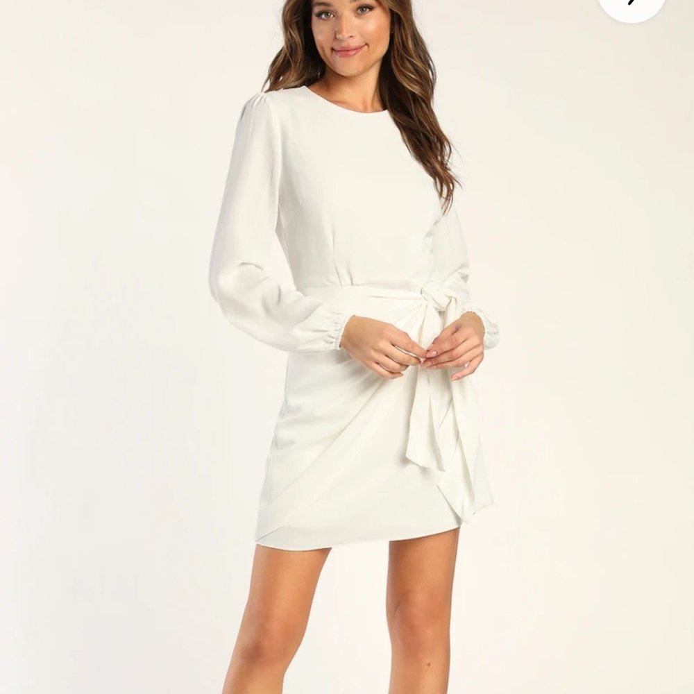 White Lulu's Believe It or Knot White Long Sleeve Tie-Front Skater Dress (XL)